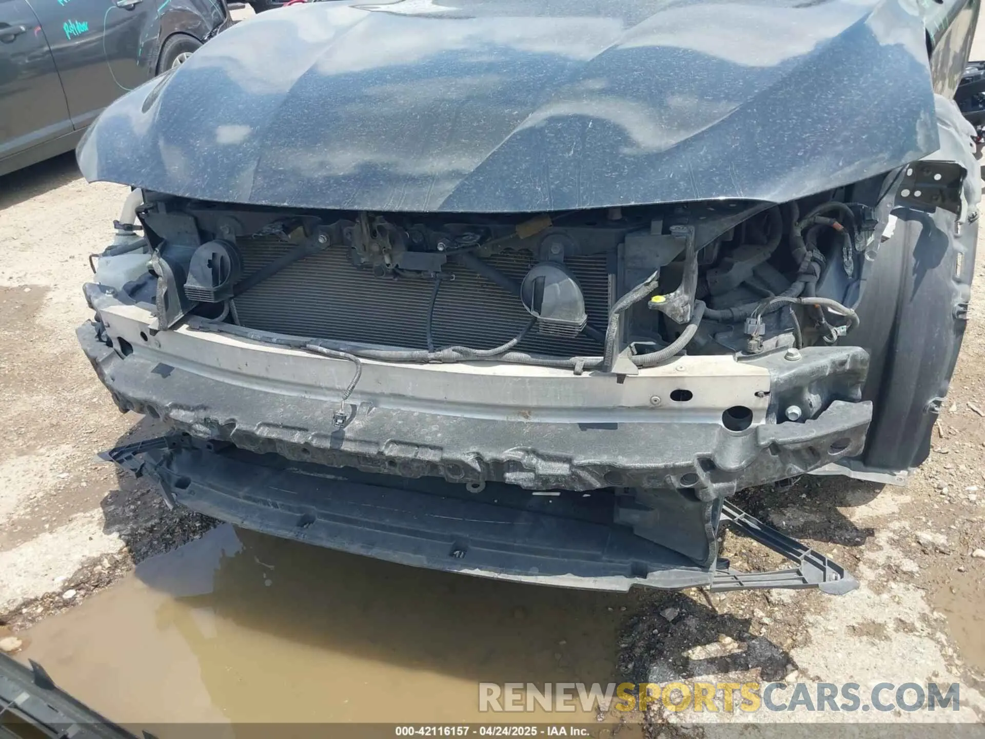 6 Photograph of a damaged car 4T1C11AK3LU364728 TOYOTA CAMRY 2020