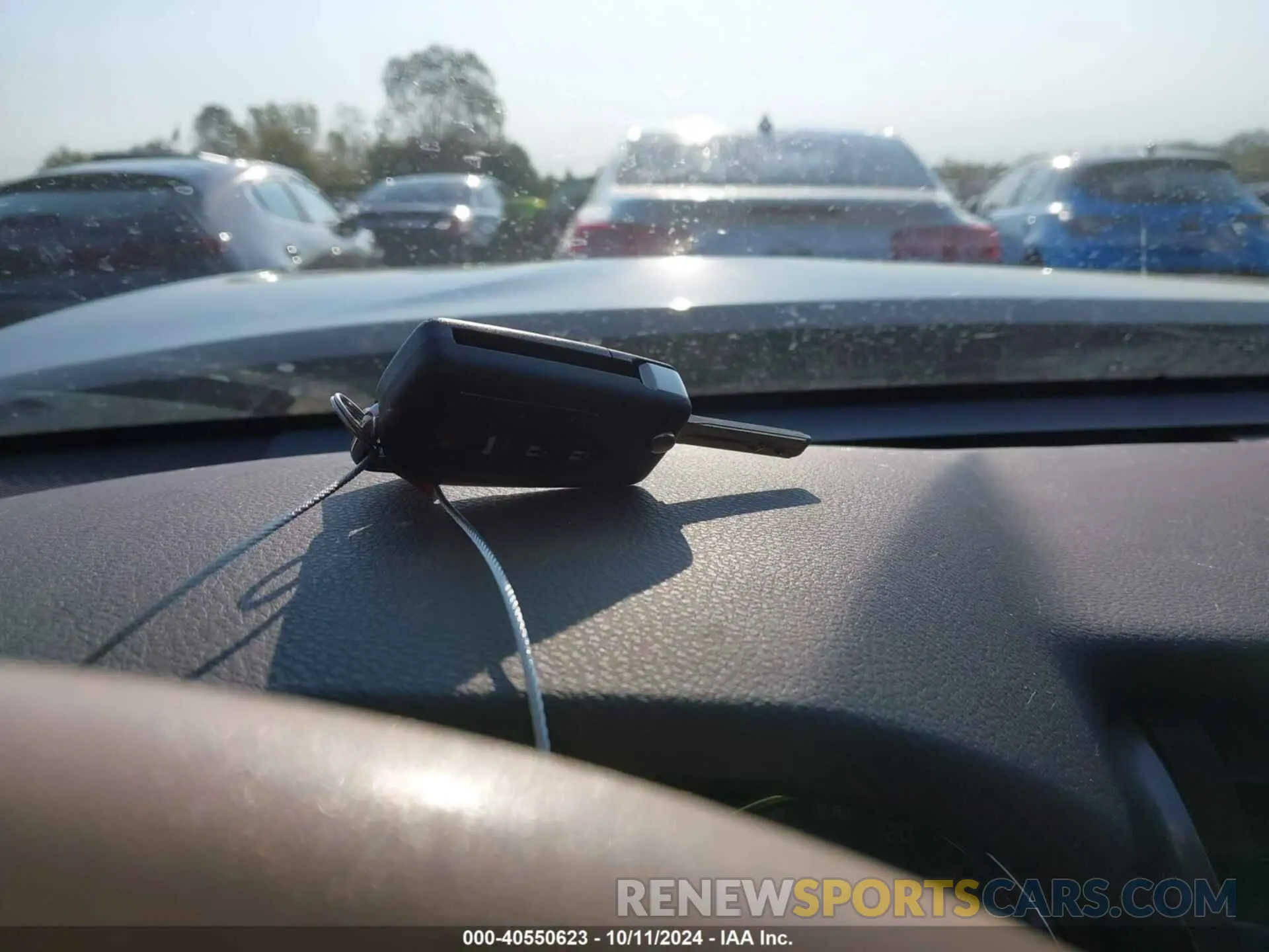 11 Photograph of a damaged car 4T1C11AK3LU393694 TOYOTA CAMRY 2020