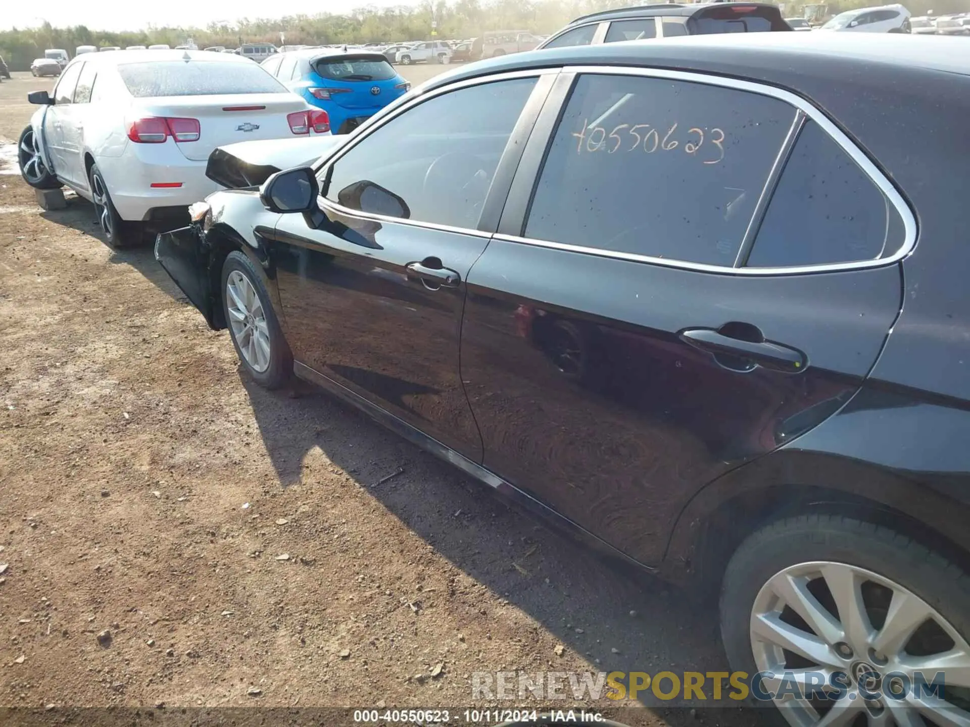 14 Photograph of a damaged car 4T1C11AK3LU393694 TOYOTA CAMRY 2020