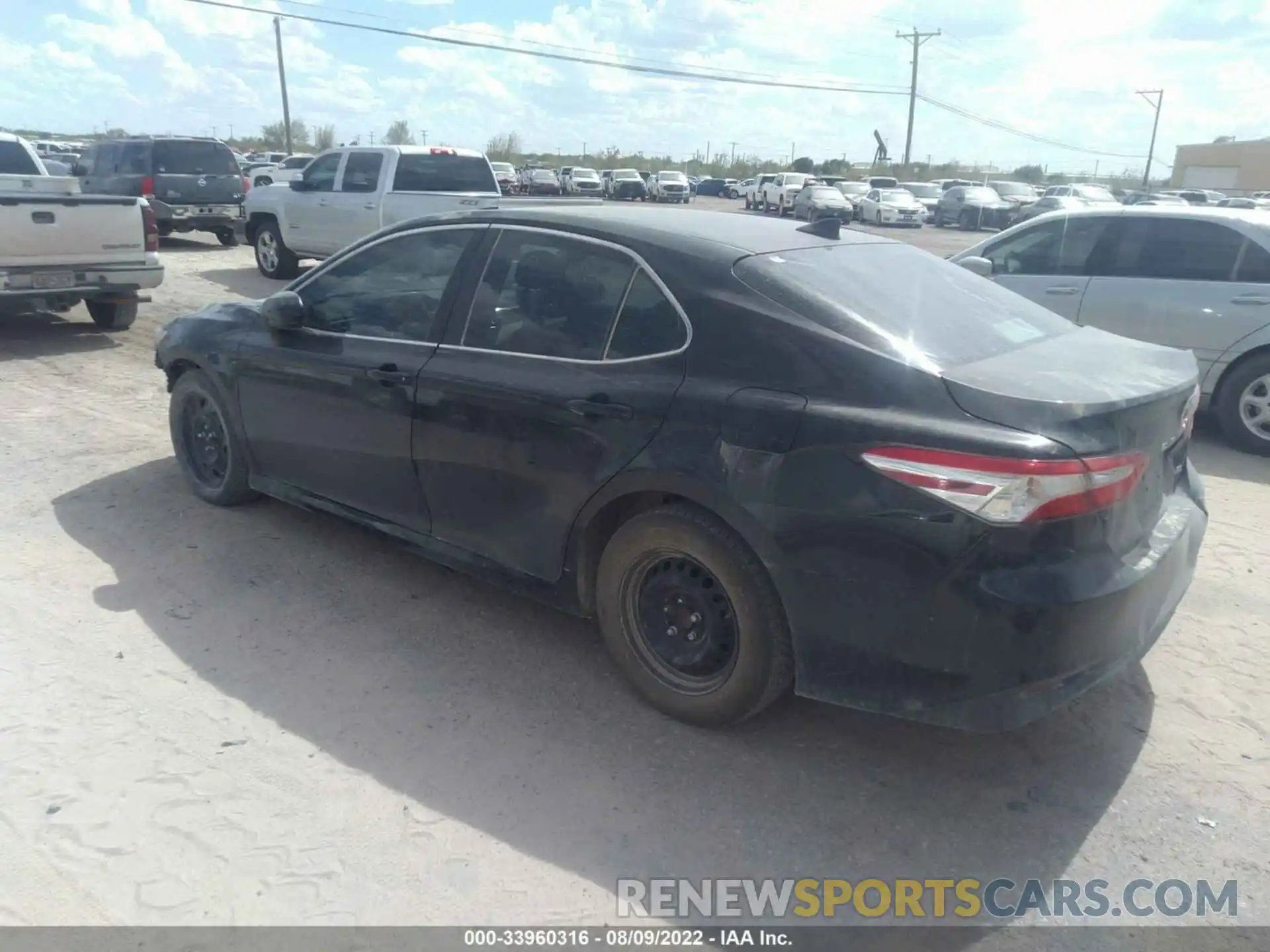 3 Photograph of a damaged car 4T1C11AK3LU398801 TOYOTA CAMRY 2020