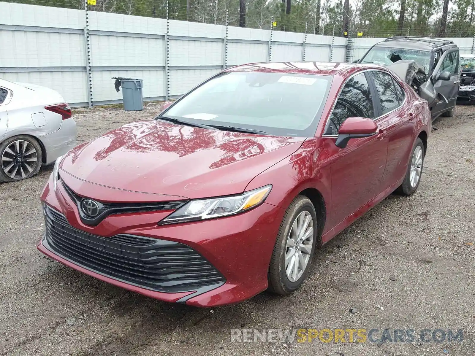 2 Photograph of a damaged car 4T1C11AK3LU500288 TOYOTA CAMRY 2020