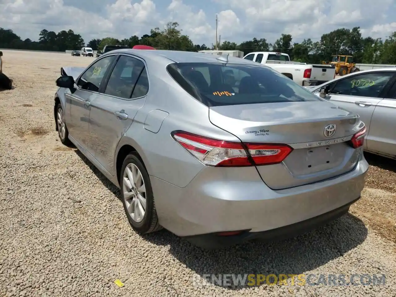 3 Photograph of a damaged car 4T1C11AK3LU503627 TOYOTA CAMRY 2020