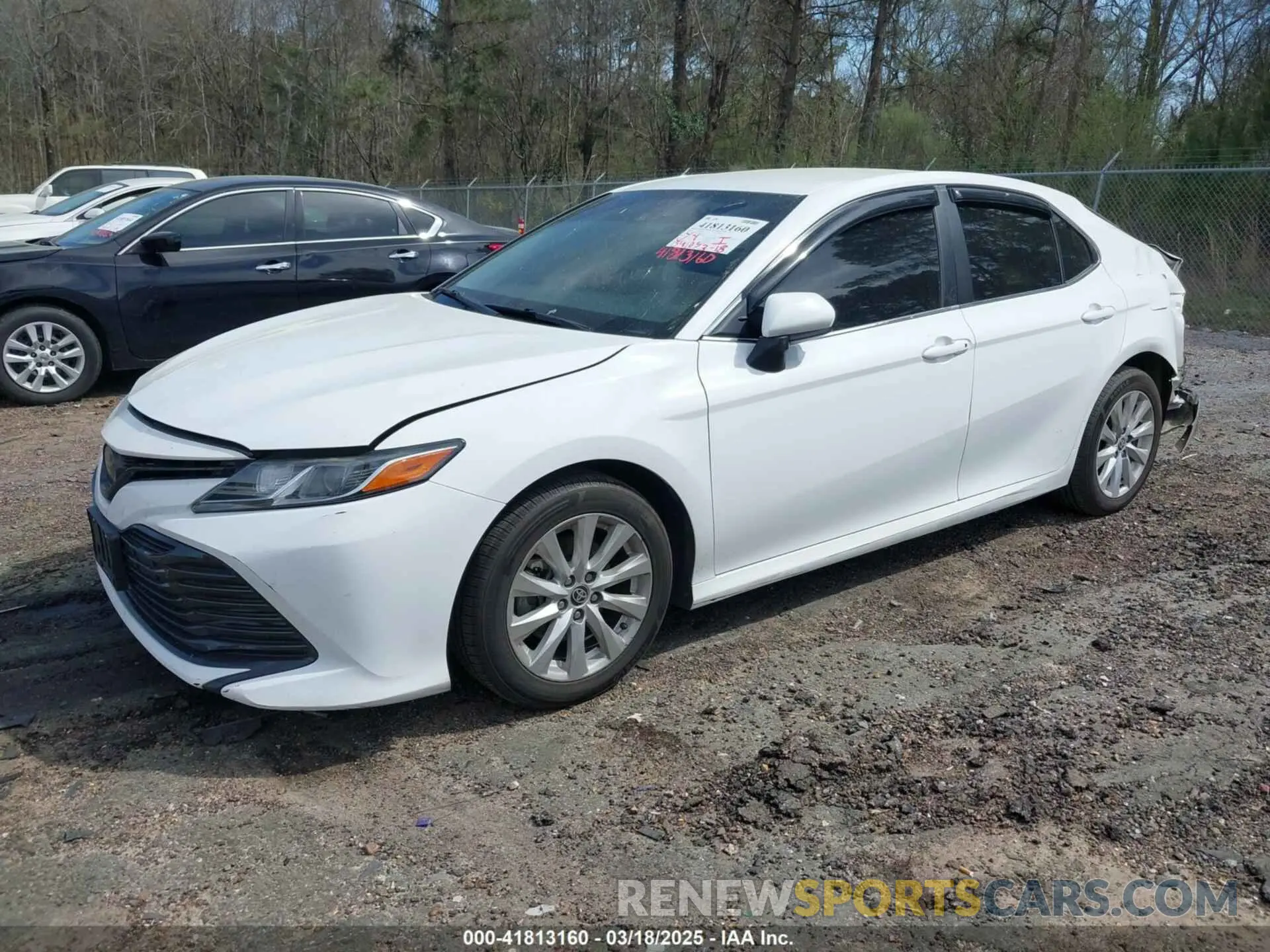2 Photograph of a damaged car 4T1C11AK3LU508682 TOYOTA CAMRY 2020