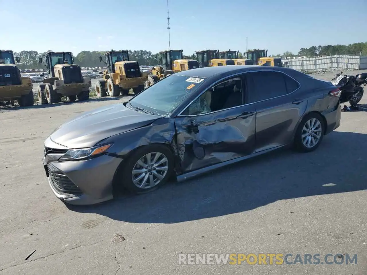 1 Photograph of a damaged car 4T1C11AK3LU509945 TOYOTA CAMRY 2020