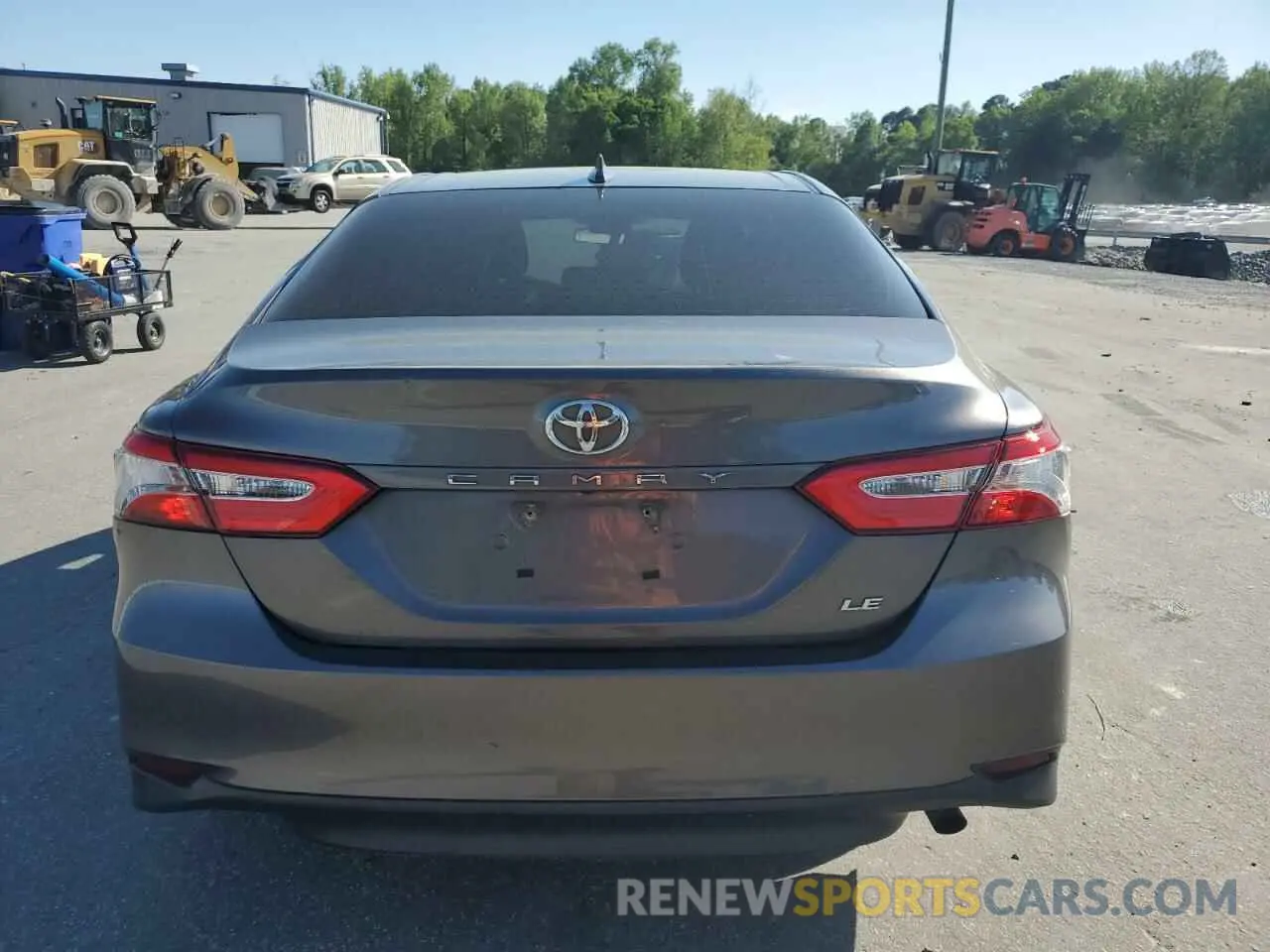 6 Photograph of a damaged car 4T1C11AK3LU509945 TOYOTA CAMRY 2020