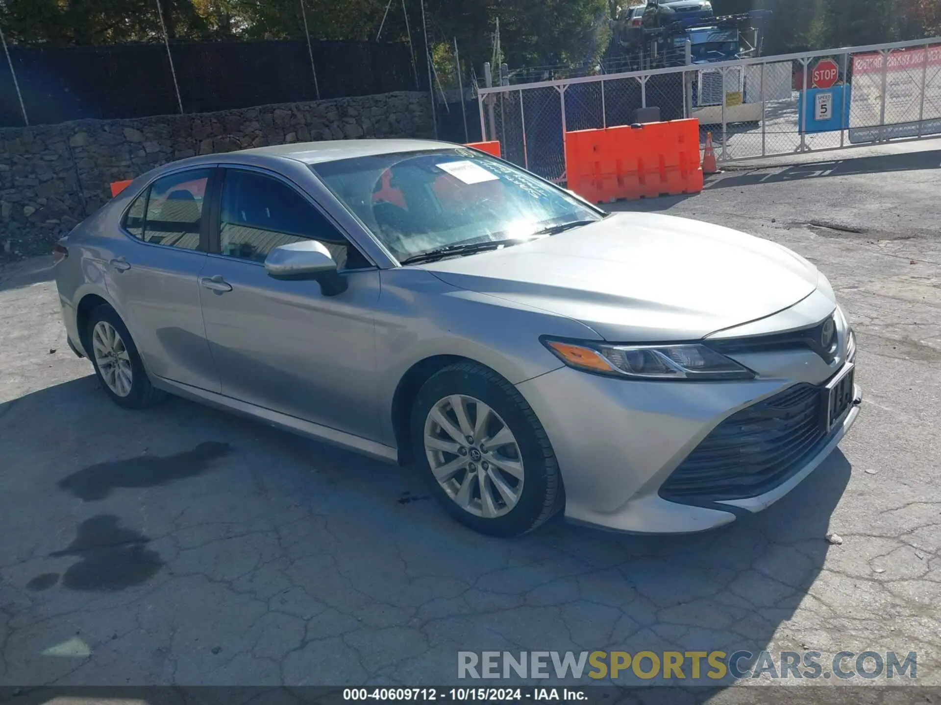 1 Photograph of a damaged car 4T1C11AK3LU857504 TOYOTA CAMRY 2020