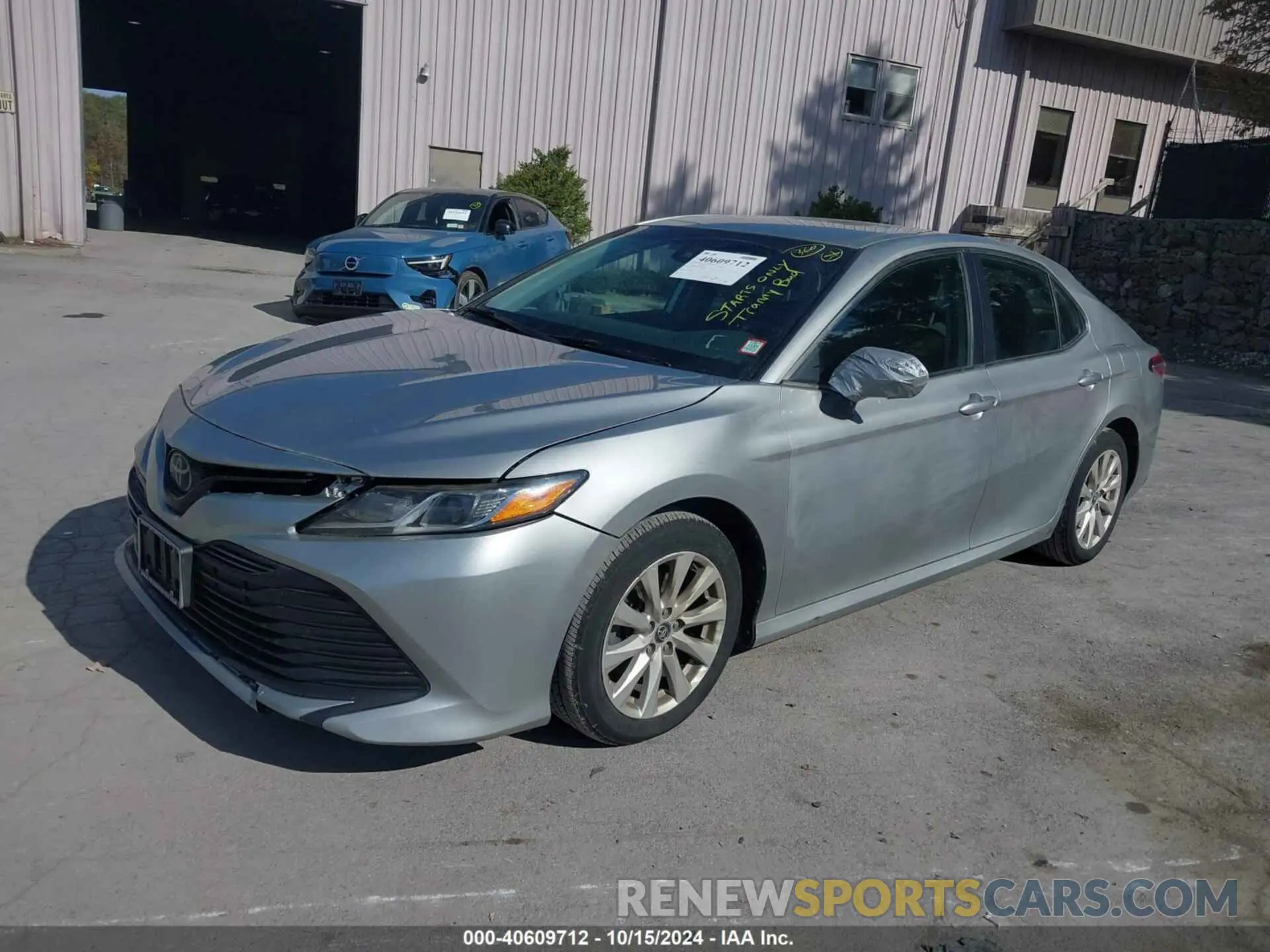 2 Photograph of a damaged car 4T1C11AK3LU857504 TOYOTA CAMRY 2020
