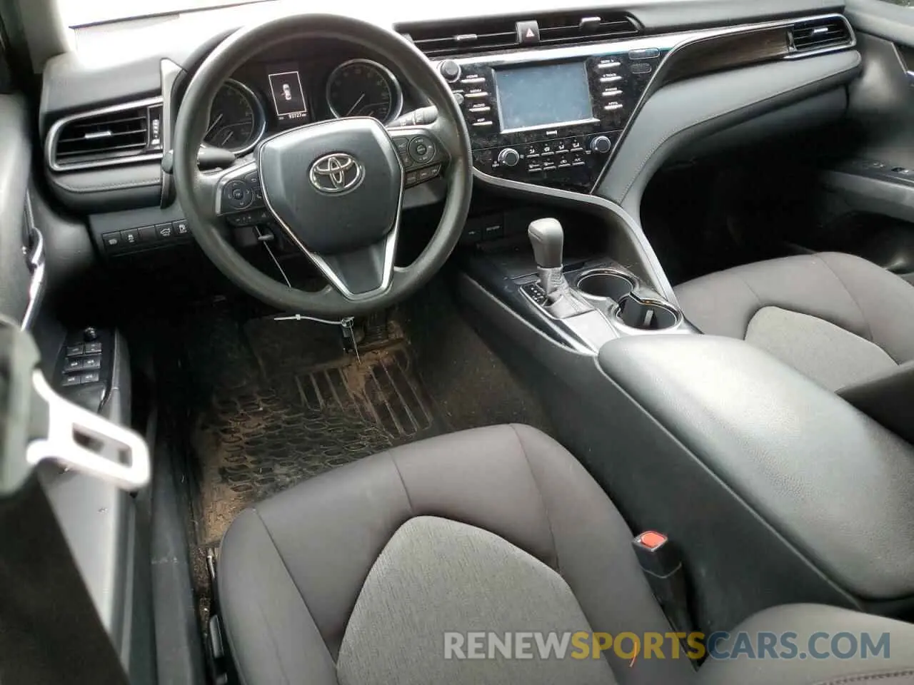 8 Photograph of a damaged car 4T1C11AK3LU869913 TOYOTA CAMRY 2020