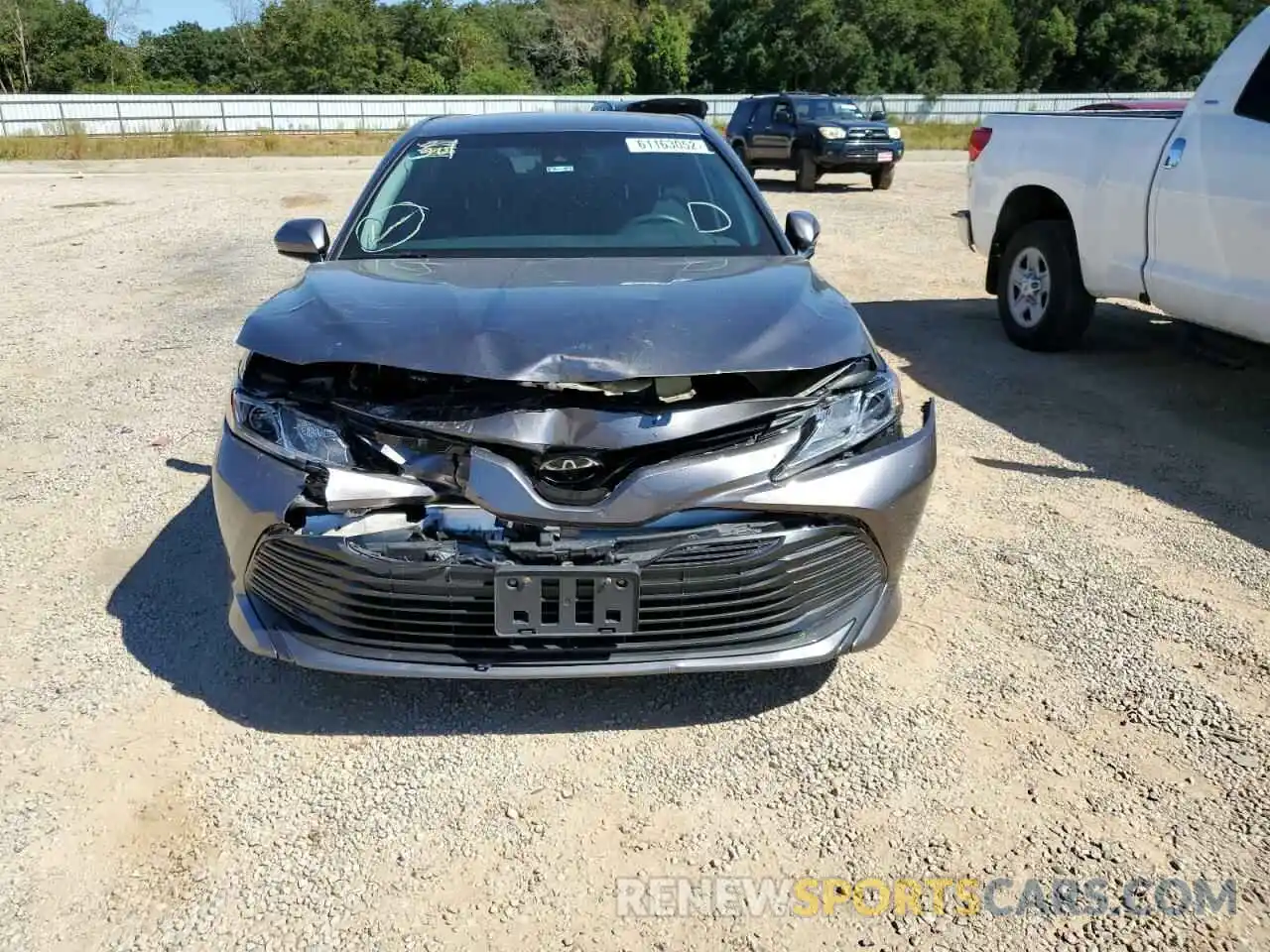 9 Photograph of a damaged car 4T1C11AK3LU872200 TOYOTA CAMRY 2020