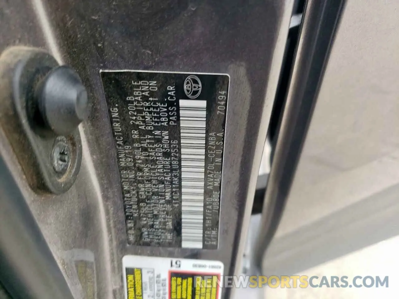 14 Photograph of a damaged car 4T1C11AK3LU872536 TOYOTA CAMRY 2020
