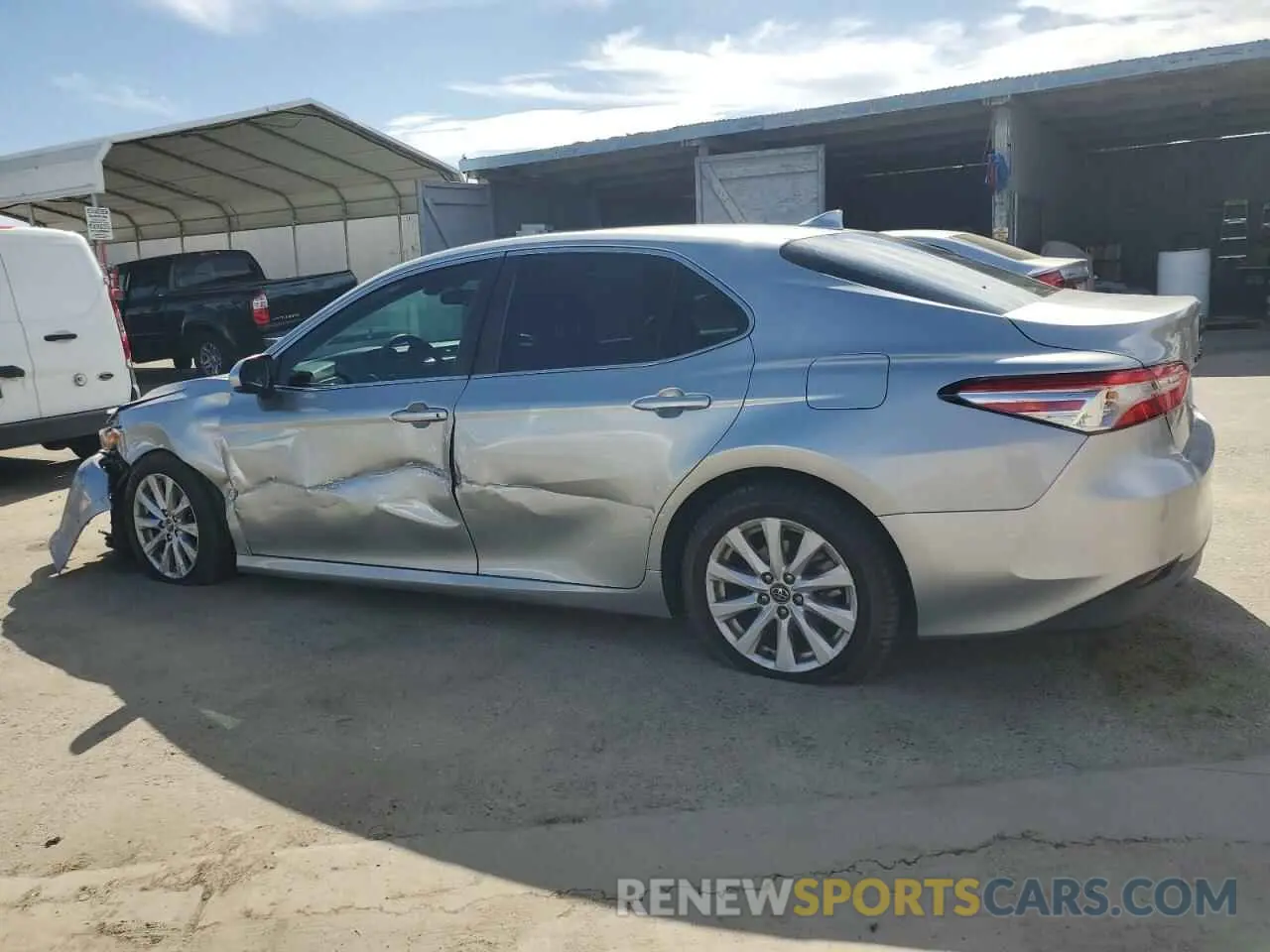 2 Photograph of a damaged car 4T1C11AK3LU888588 TOYOTA CAMRY 2020