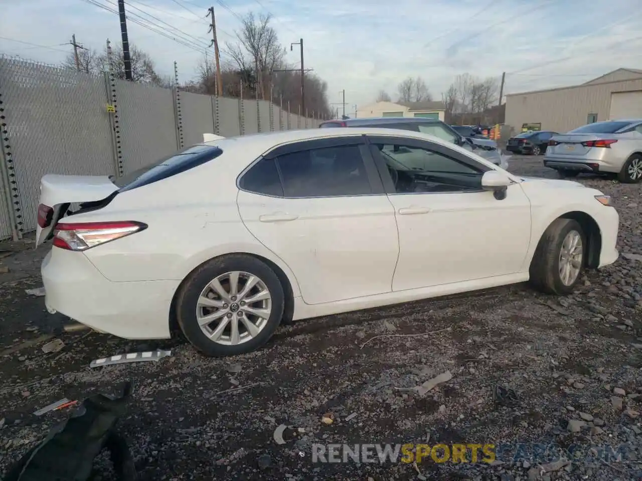 3 Photograph of a damaged car 4T1C11AK3LU889711 TOYOTA CAMRY 2020