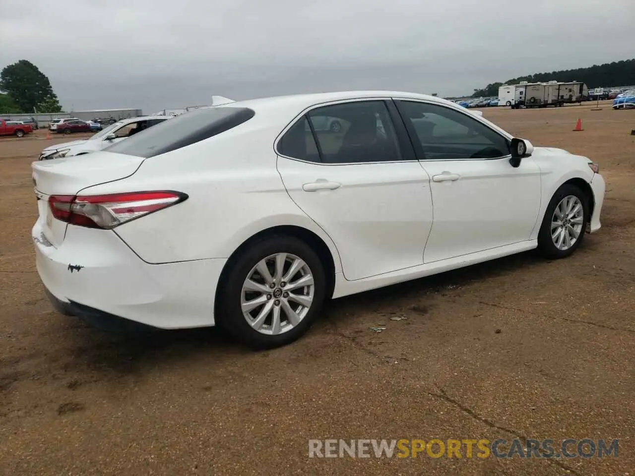 3 Photograph of a damaged car 4T1C11AK3LU890969 TOYOTA CAMRY 2020