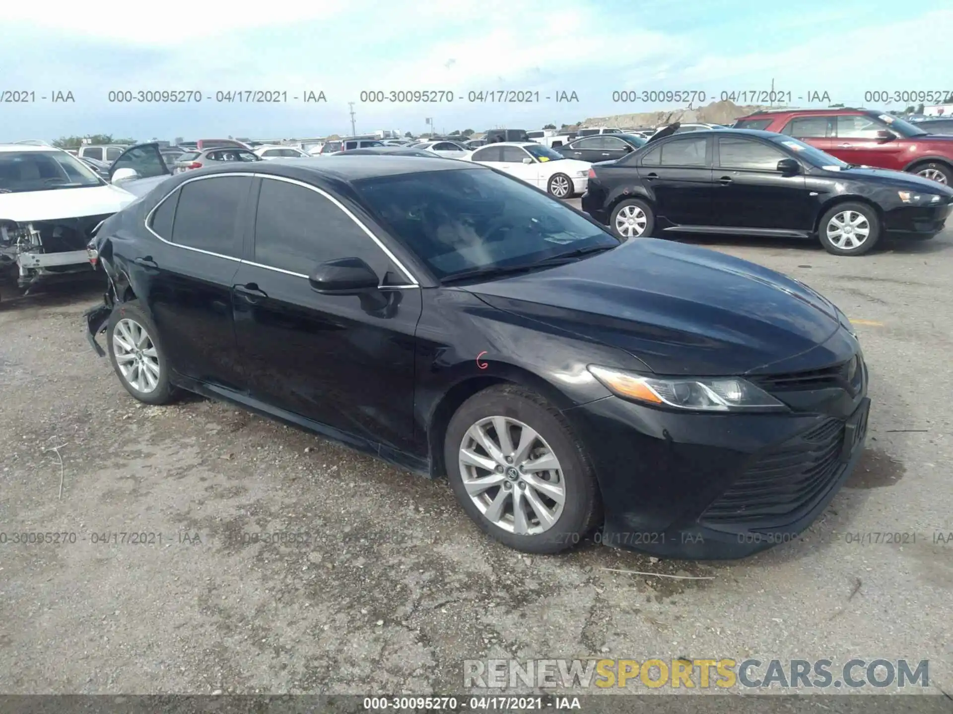 1 Photograph of a damaged car 4T1C11AK3LU892382 TOYOTA CAMRY 2020