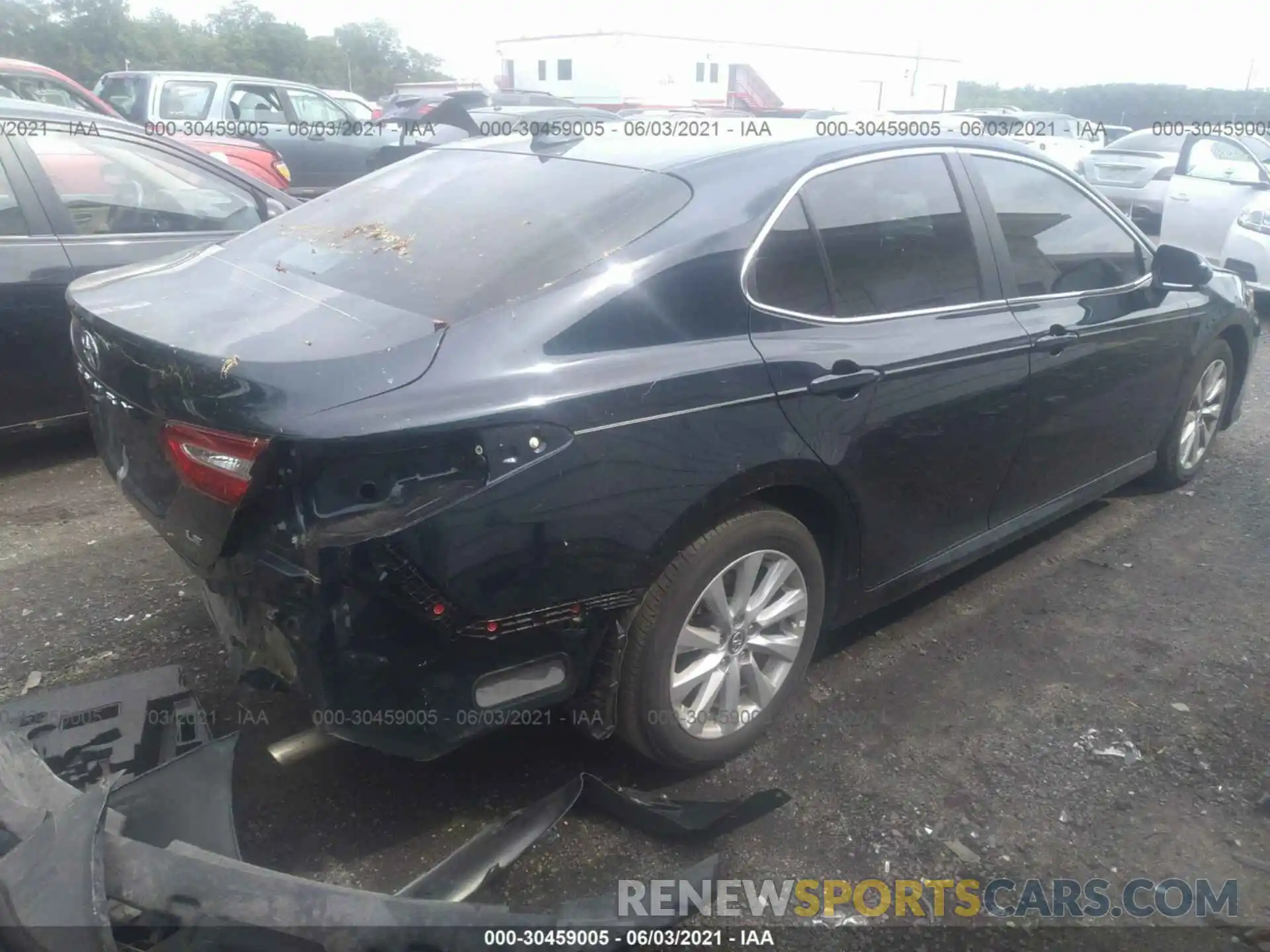 4 Photograph of a damaged car 4T1C11AK3LU901341 TOYOTA CAMRY 2020