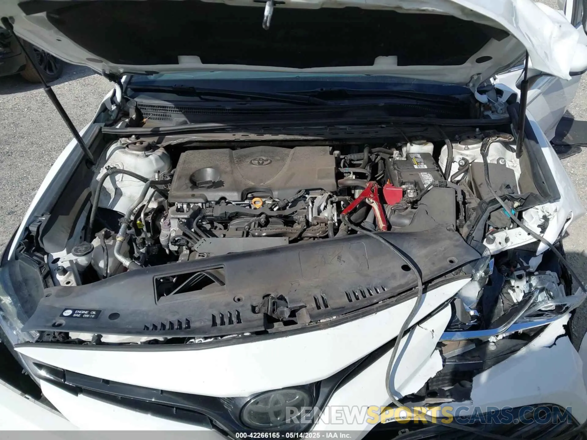 10 Photograph of a damaged car 4T1C11AK3LU912842 TOYOTA CAMRY 2020