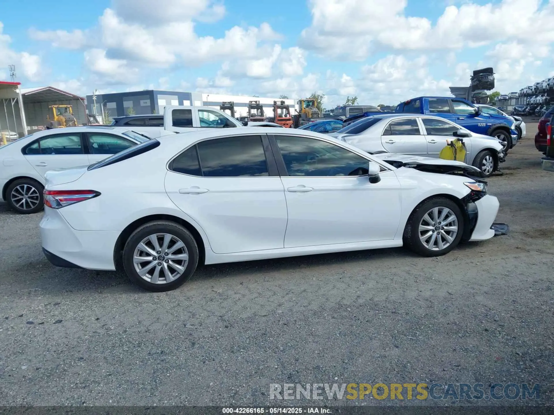 13 Photograph of a damaged car 4T1C11AK3LU912842 TOYOTA CAMRY 2020