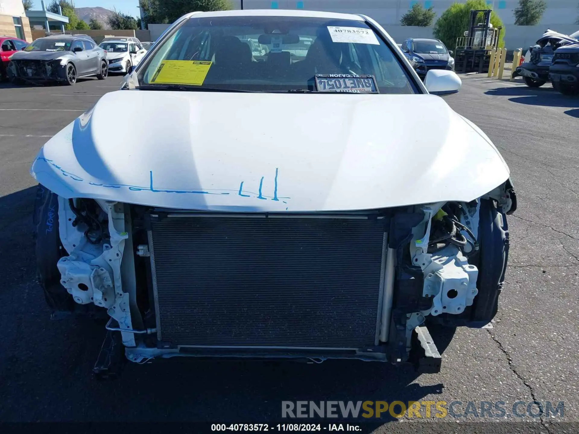 6 Photograph of a damaged car 4T1C11AK3LU916650 TOYOTA CAMRY 2020