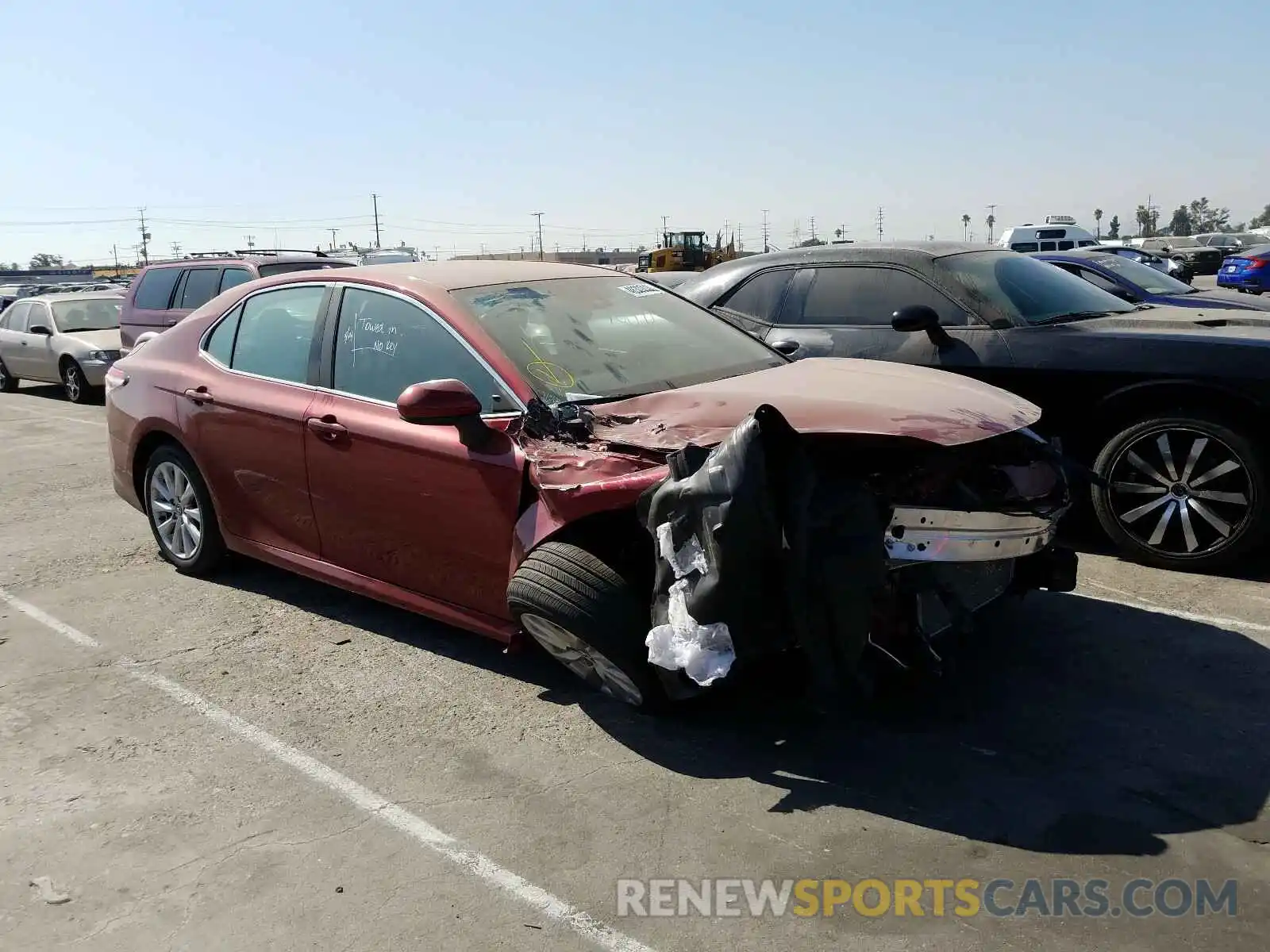 1 Photograph of a damaged car 4T1C11AK3LU918639 TOYOTA CAMRY 2020