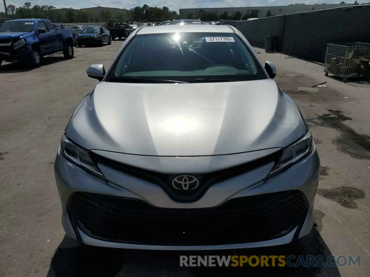 5 Photograph of a damaged car 4T1C11AK3LU924666 TOYOTA CAMRY 2020