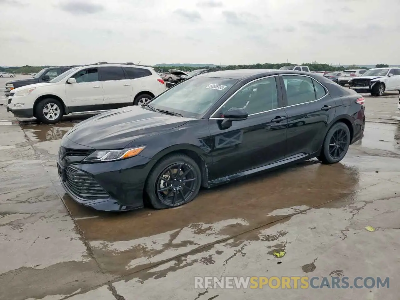 1 Photograph of a damaged car 4T1C11AK3LU926630 TOYOTA CAMRY 2020