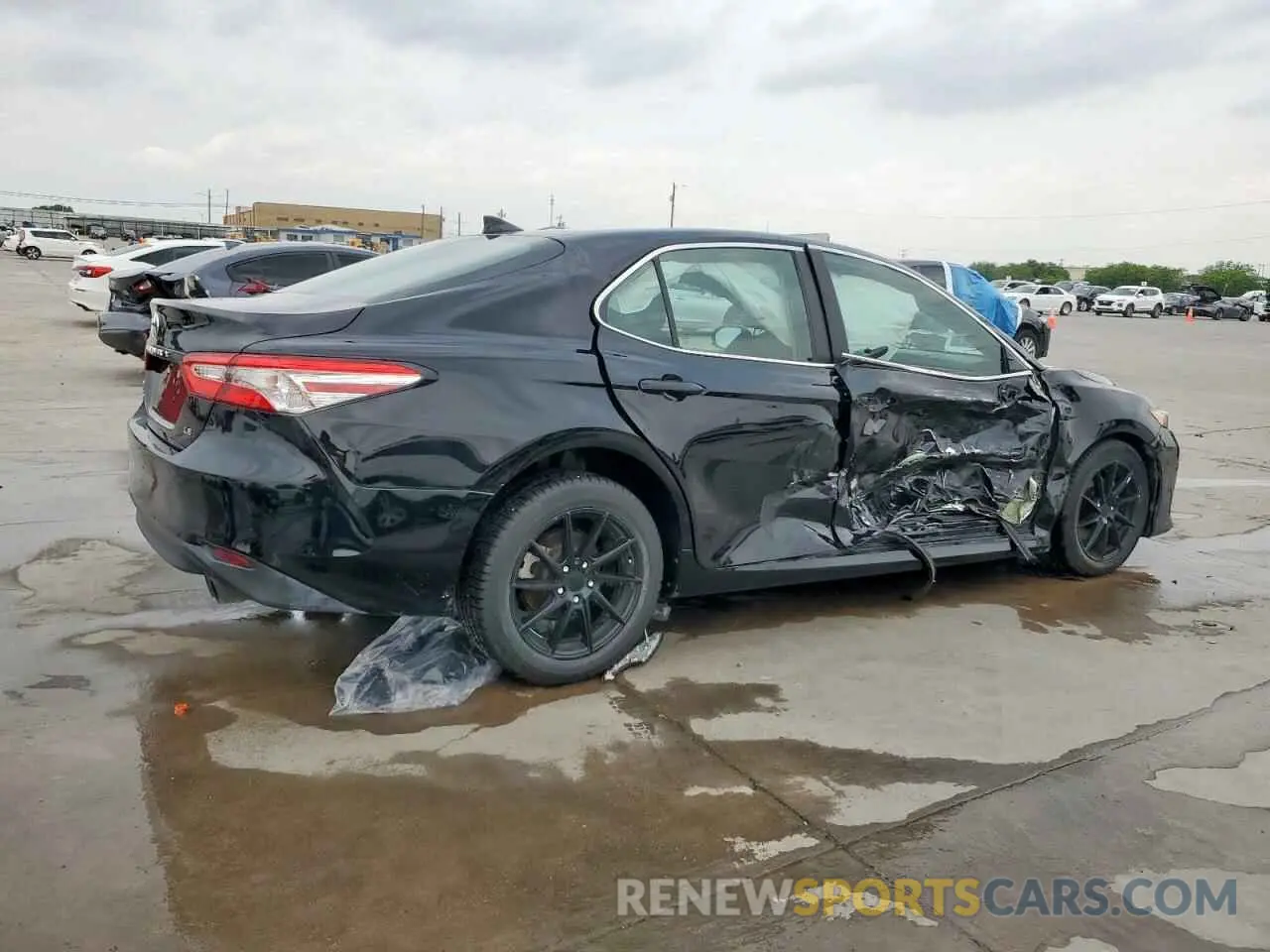 3 Photograph of a damaged car 4T1C11AK3LU926630 TOYOTA CAMRY 2020