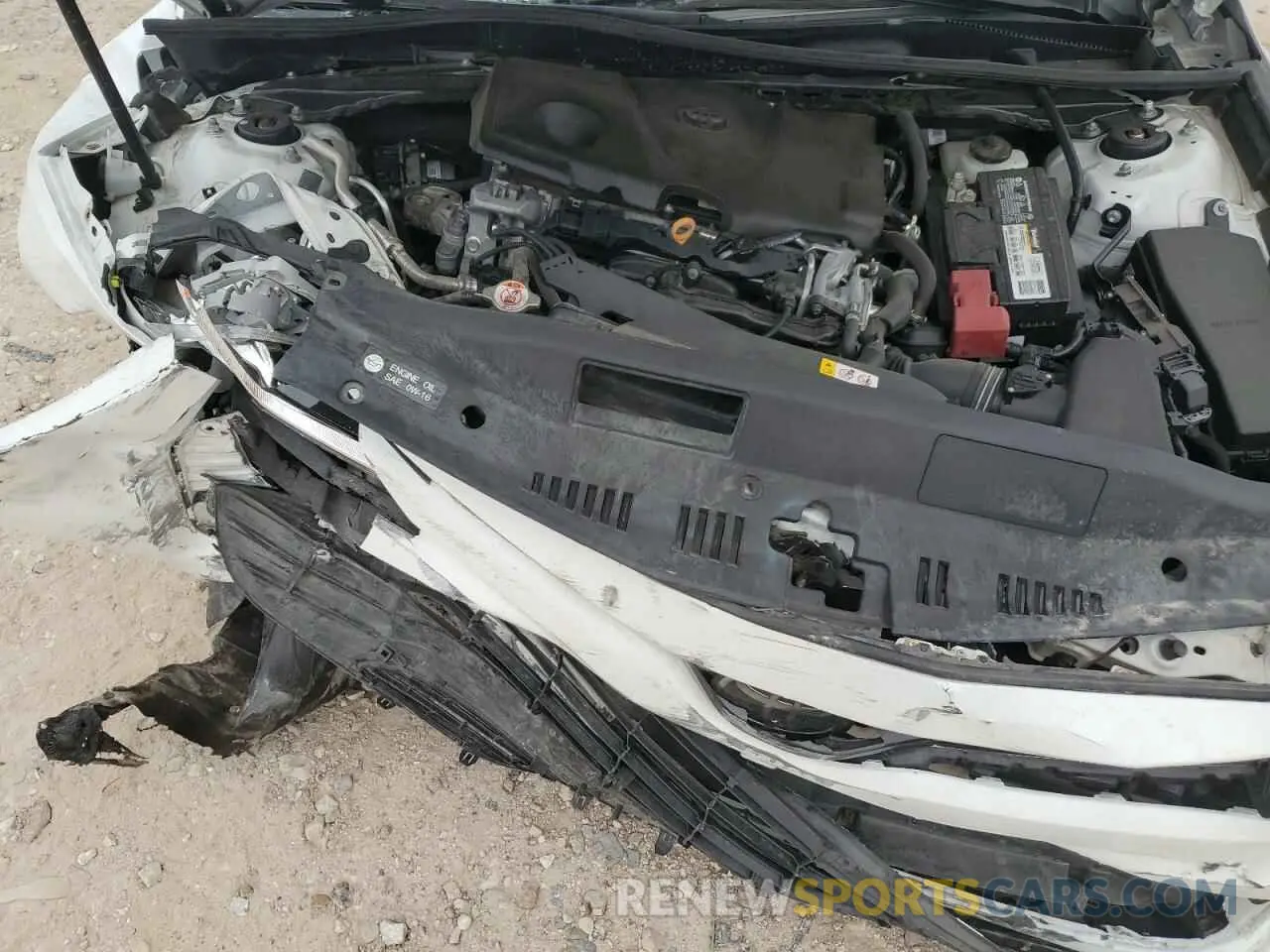11 Photograph of a damaged car 4T1C11AK3LU929043 TOYOTA CAMRY 2020