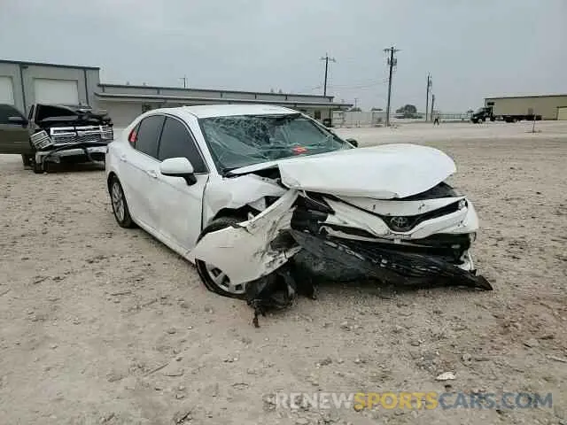 13 Photograph of a damaged car 4T1C11AK3LU929043 TOYOTA CAMRY 2020