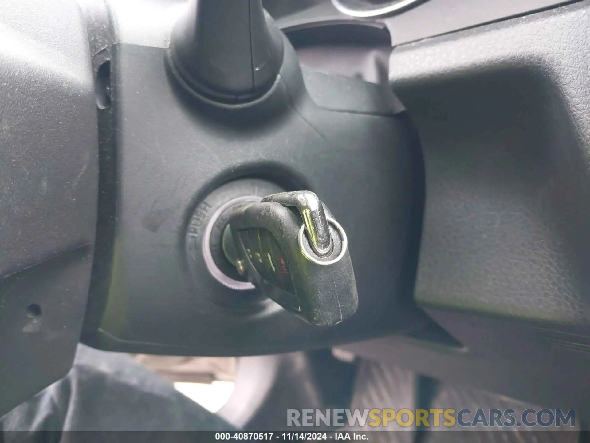 11 Photograph of a damaged car 4T1C11AK3LU943928 TOYOTA CAMRY 2020