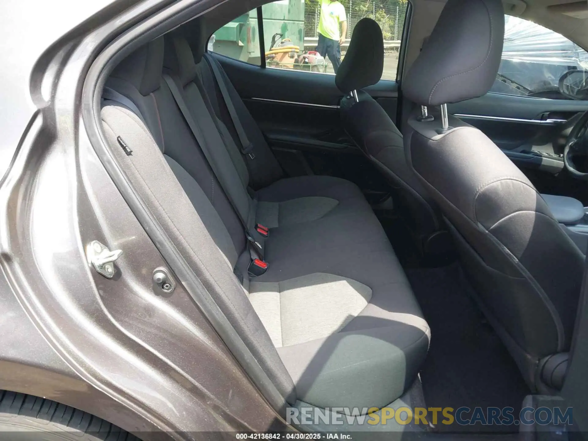 8 Photograph of a damaged car 4T1C11AK3LU945307 TOYOTA CAMRY 2020