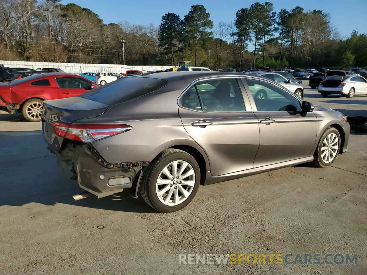 3 Photograph of a damaged car 4T1C11AK3LU945792 TOYOTA CAMRY 2020