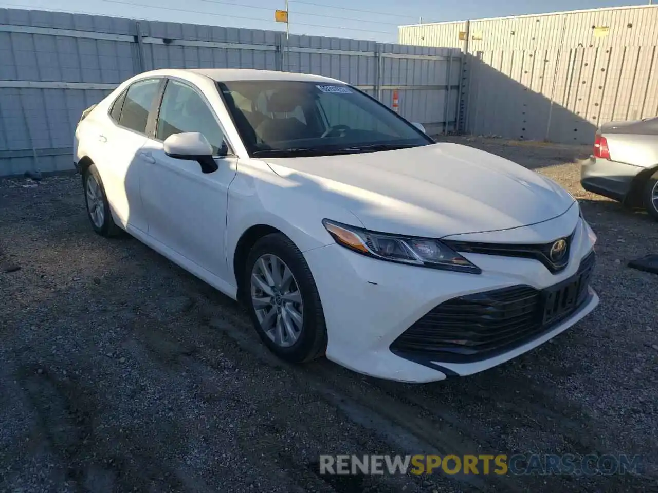 1 Photograph of a damaged car 4T1C11AK3LU975486 TOYOTA CAMRY 2020