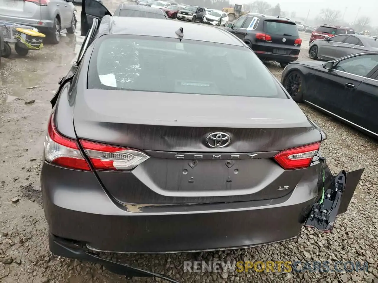 6 Photograph of a damaged car 4T1C11AK3LU984849 TOYOTA CAMRY 2020