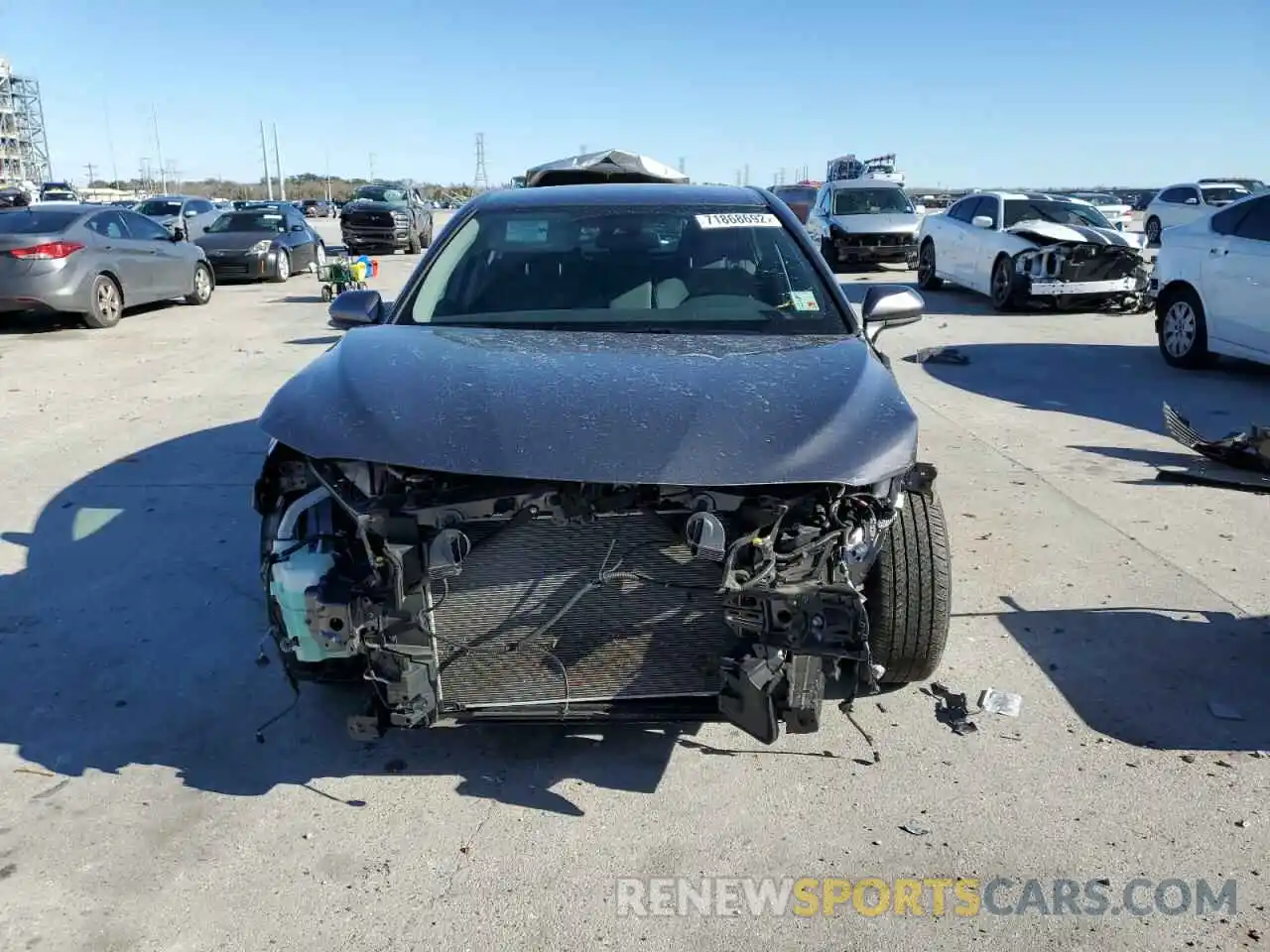 5 Photograph of a damaged car 4T1C11AK3LU986780 TOYOTA CAMRY 2020