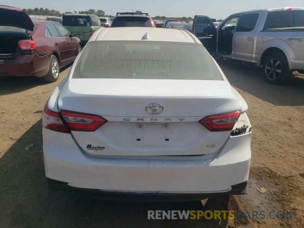 6 Photograph of a damaged car 4T1C11AK3LU994443 TOYOTA CAMRY 2020
