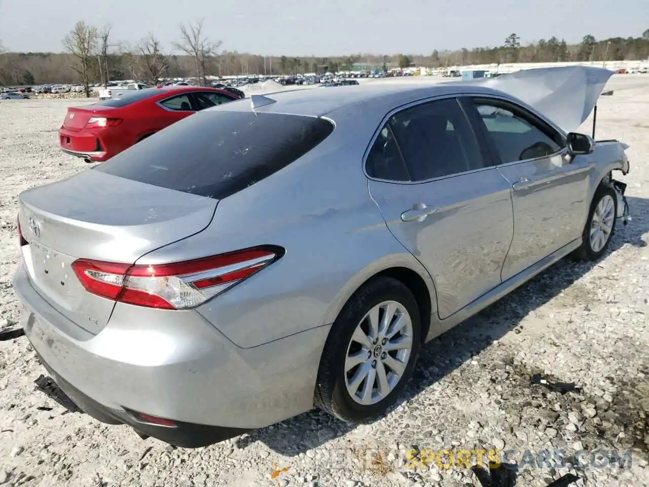 4 Photograph of a damaged car 4T1C11AK3LU995706 TOYOTA CAMRY 2020