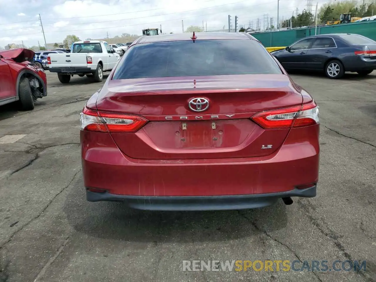 6 Photograph of a damaged car 4T1C11AK3LU997665 TOYOTA CAMRY 2020