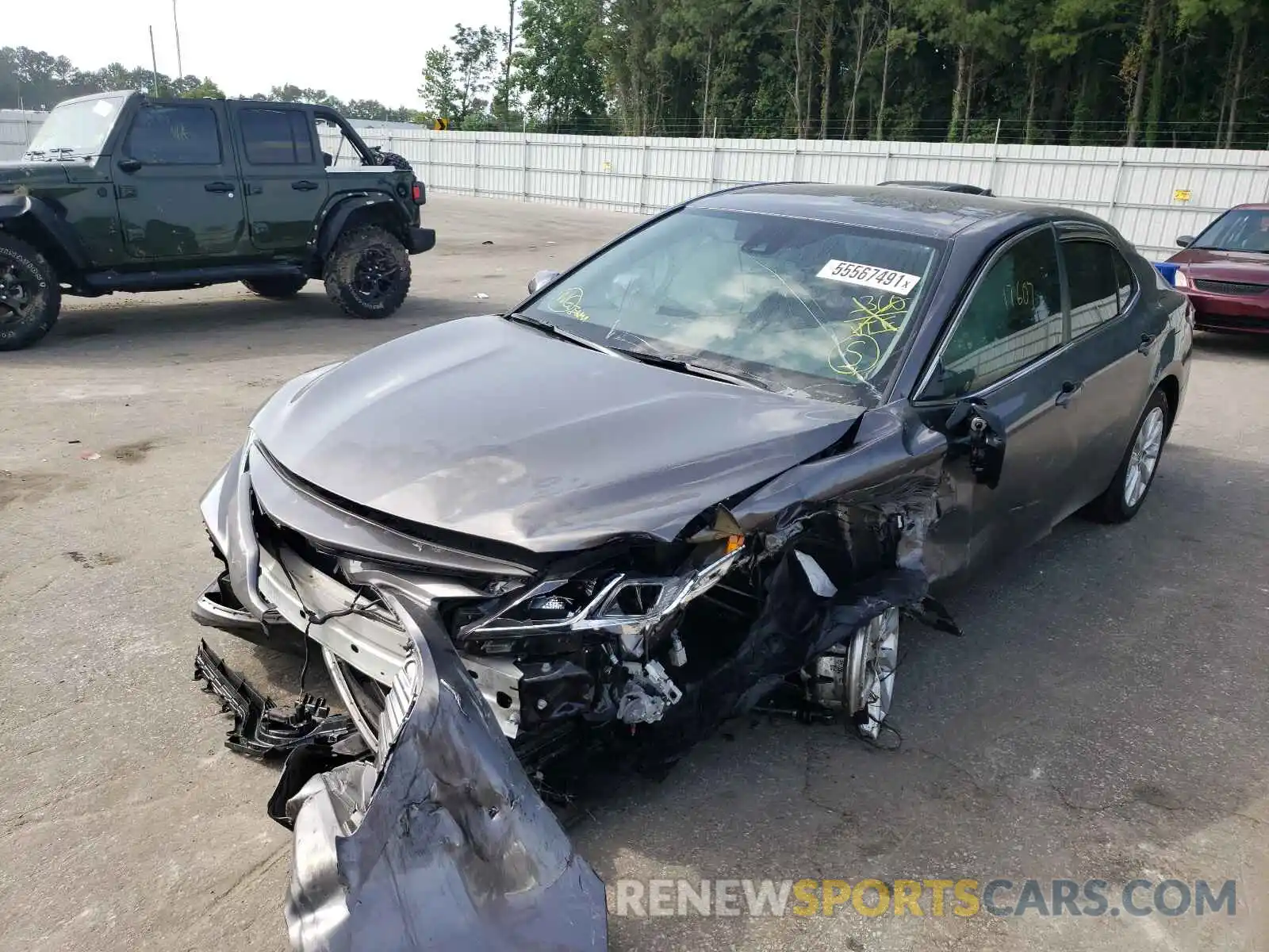 2 Photograph of a damaged car 4T1C11AK3LU999738 TOYOTA CAMRY 2020