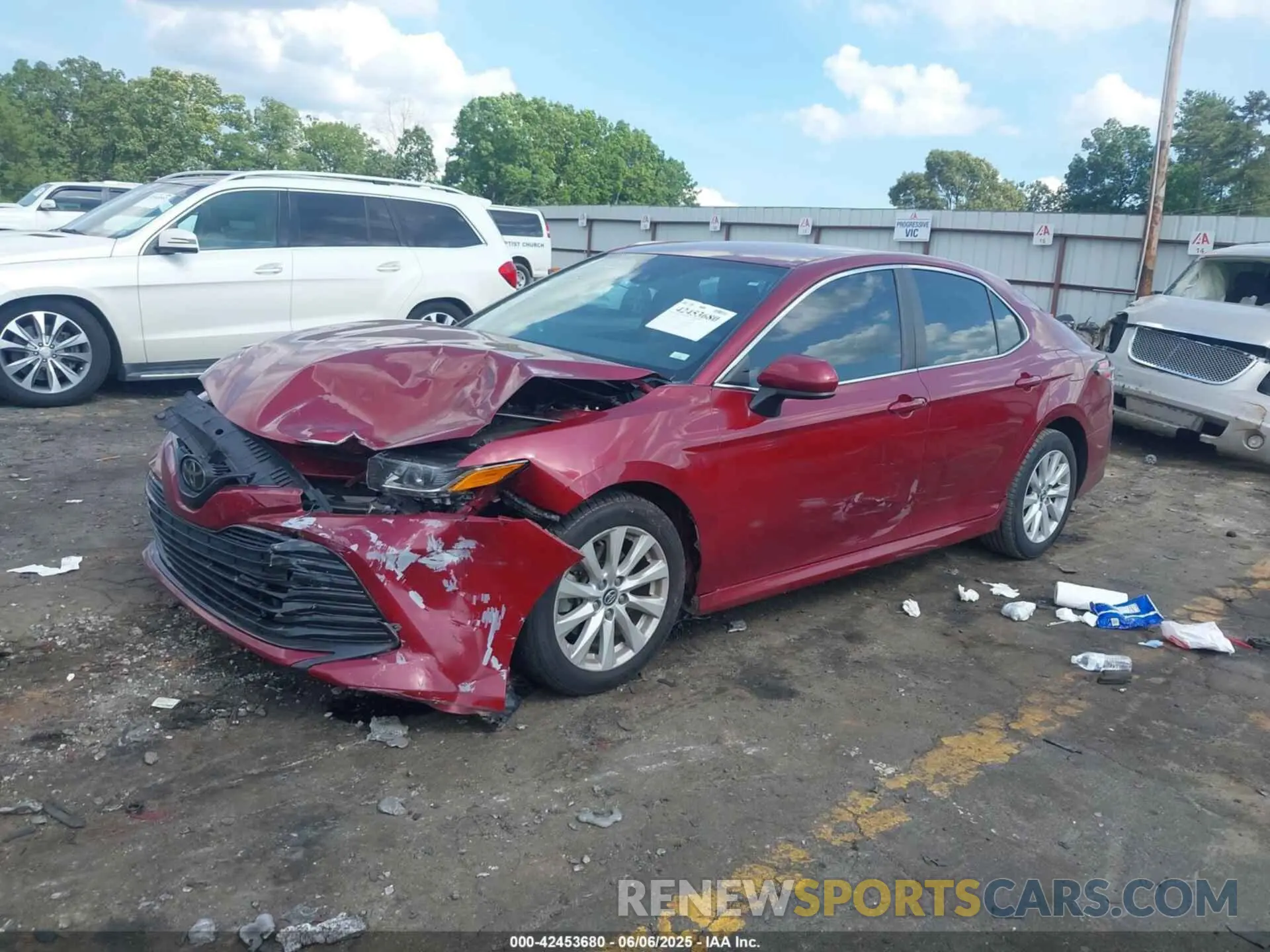 2 Photograph of a damaged car 4T1C11AK4LU301038 TOYOTA CAMRY 2020