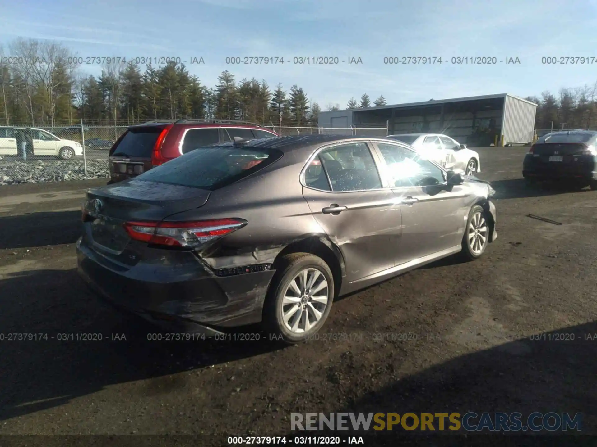 4 Photograph of a damaged car 4T1C11AK4LU317000 TOYOTA CAMRY 2020