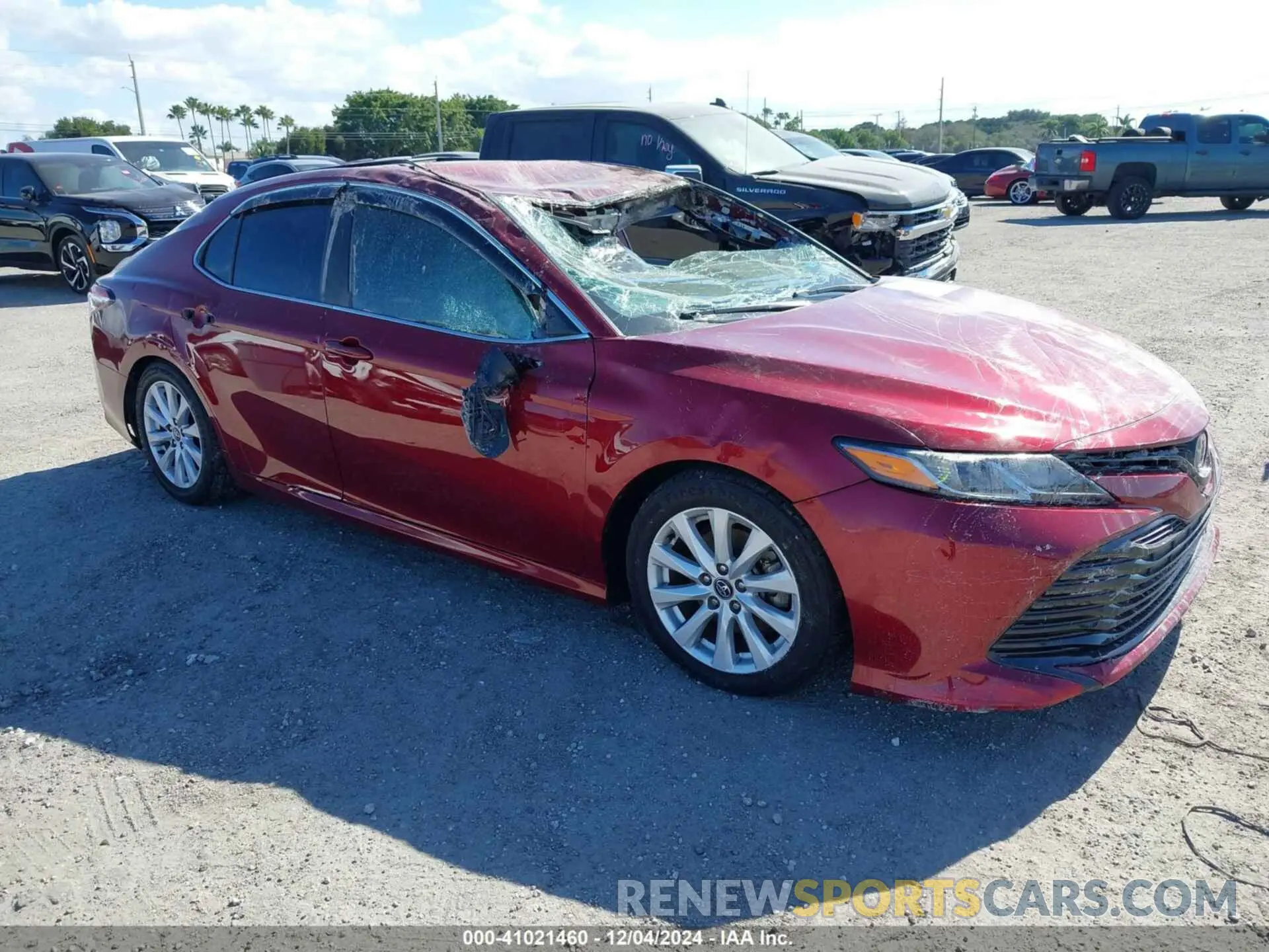 1 Photograph of a damaged car 4T1C11AK4LU321631 TOYOTA CAMRY 2020