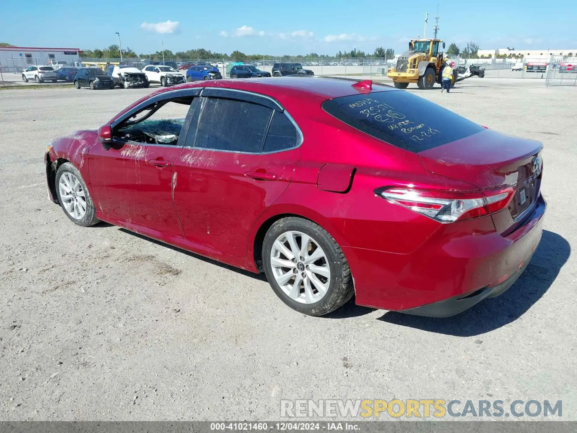3 Photograph of a damaged car 4T1C11AK4LU321631 TOYOTA CAMRY 2020