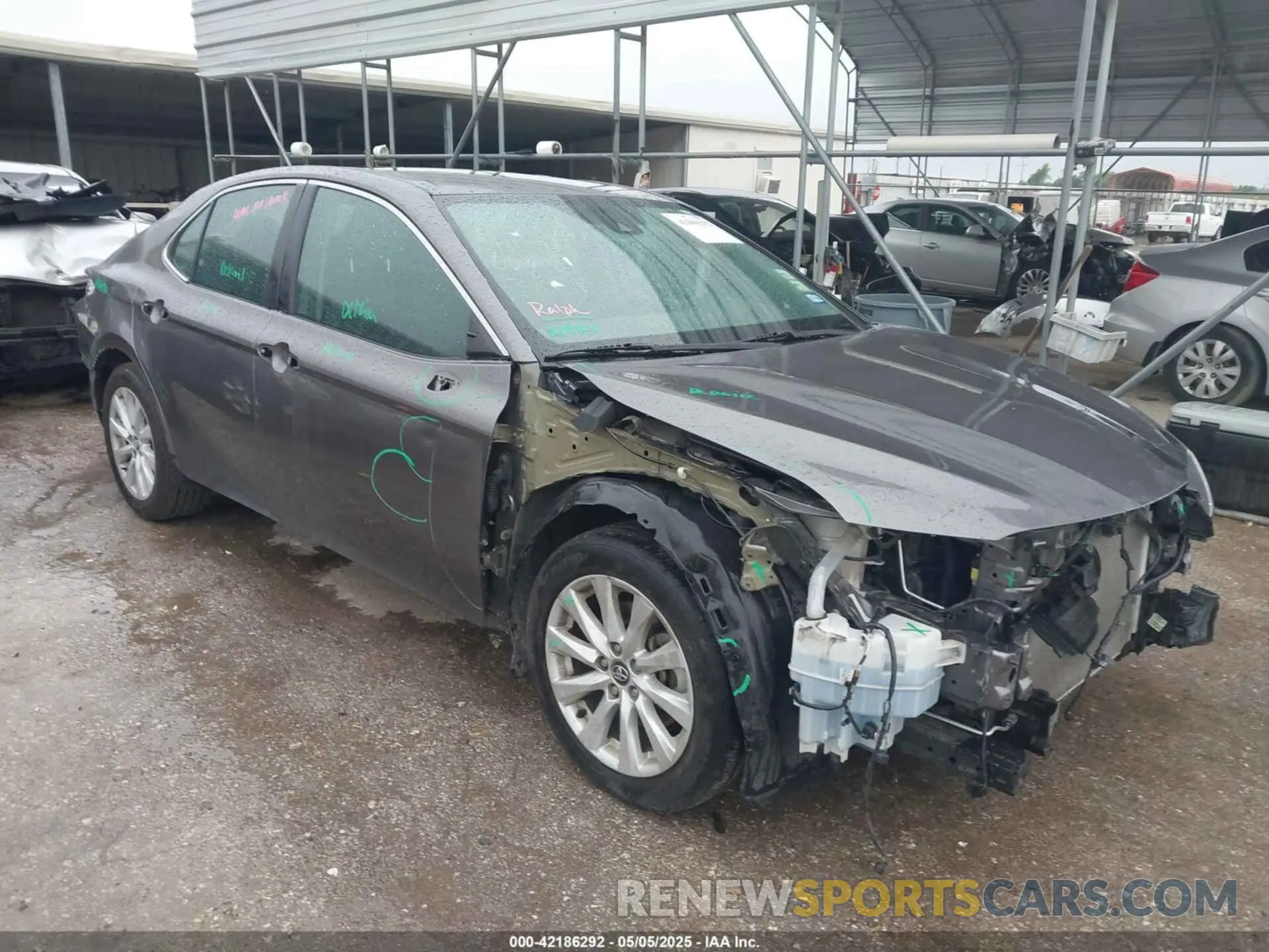 1 Photograph of a damaged car 4T1C11AK4LU331558 TOYOTA CAMRY 2020