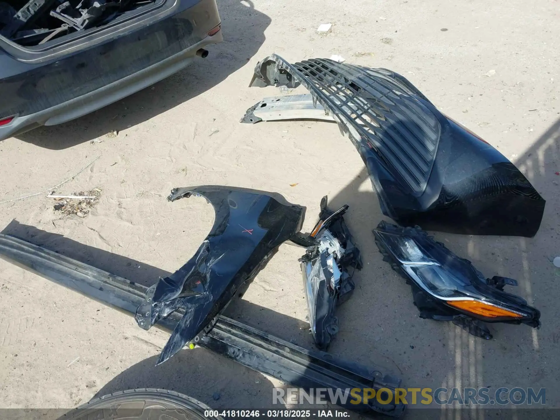 12 Photograph of a damaged car 4T1C11AK4LU345461 TOYOTA CAMRY 2020