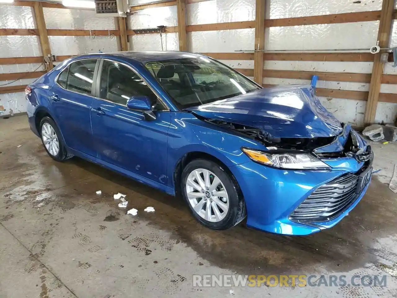 1 Photograph of a damaged car 4T1C11AK4LU347677 TOYOTA CAMRY 2020