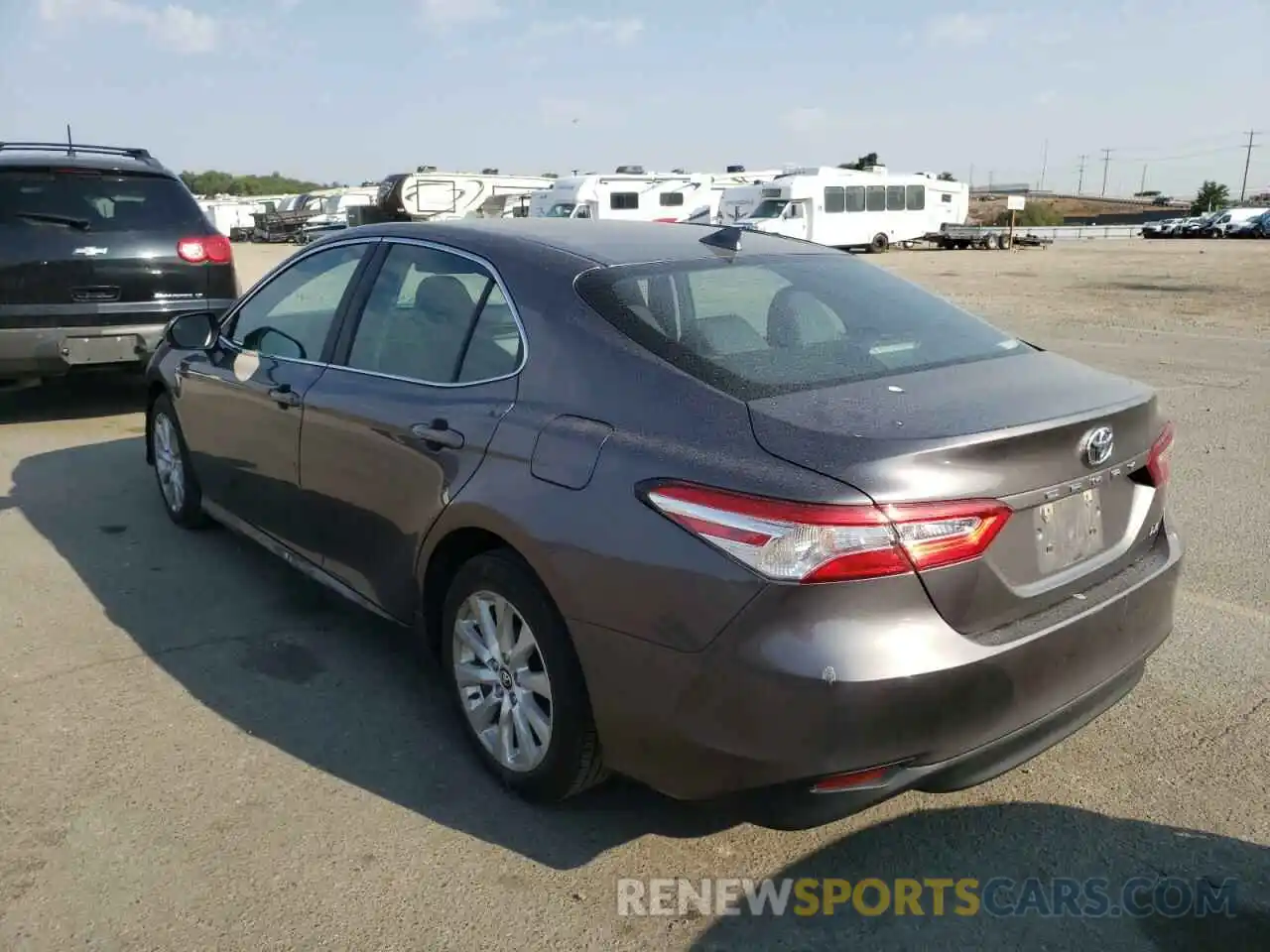 3 Photograph of a damaged car 4T1C11AK4LU352460 TOYOTA CAMRY 2020