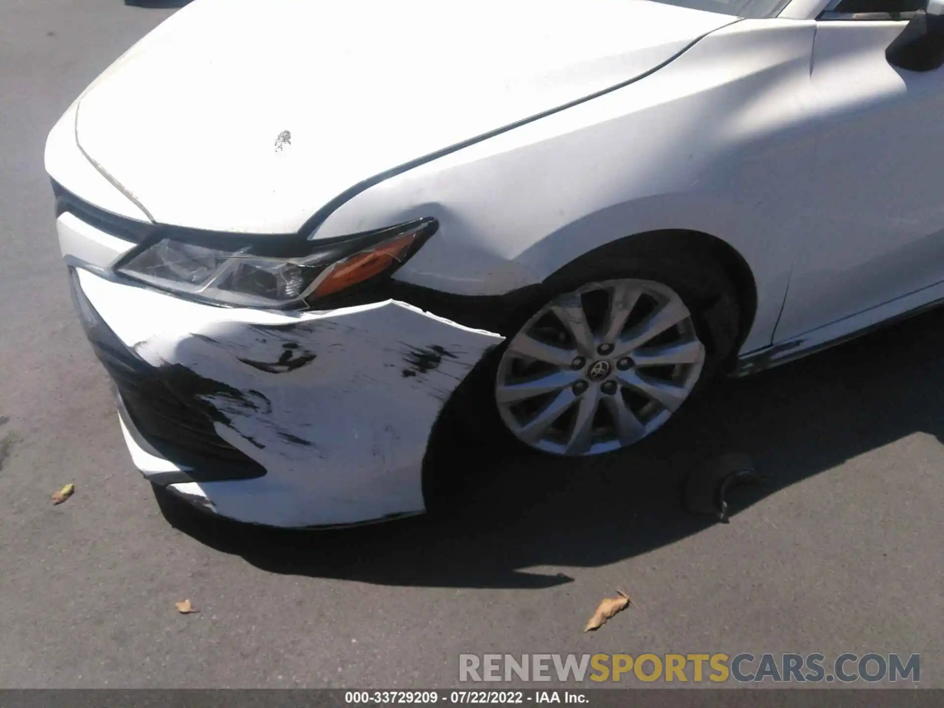 6 Photograph of a damaged car 4T1C11AK4LU358520 TOYOTA CAMRY 2020