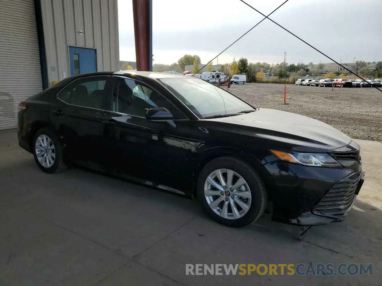 4 Photograph of a damaged car 4T1C11AK4LU360008 TOYOTA CAMRY 2020