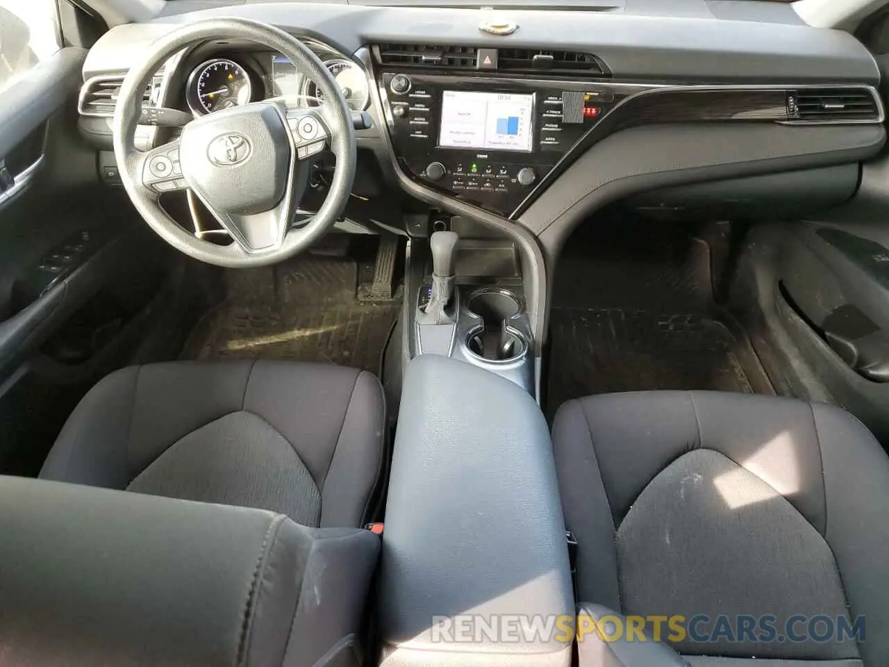 8 Photograph of a damaged car 4T1C11AK4LU360008 TOYOTA CAMRY 2020