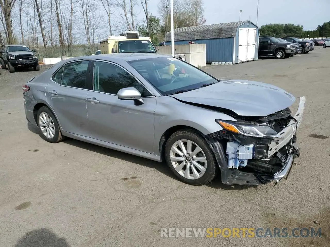 4 Photograph of a damaged car 4T1C11AK4LU367041 TOYOTA CAMRY 2020